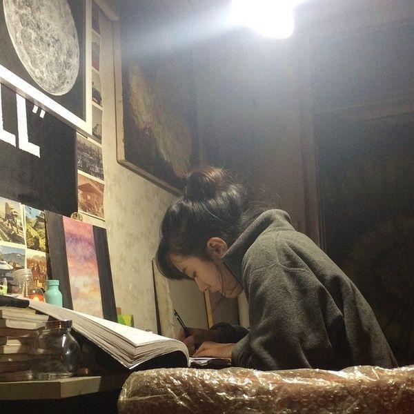 有没有小猫咪看书或者学习的头像