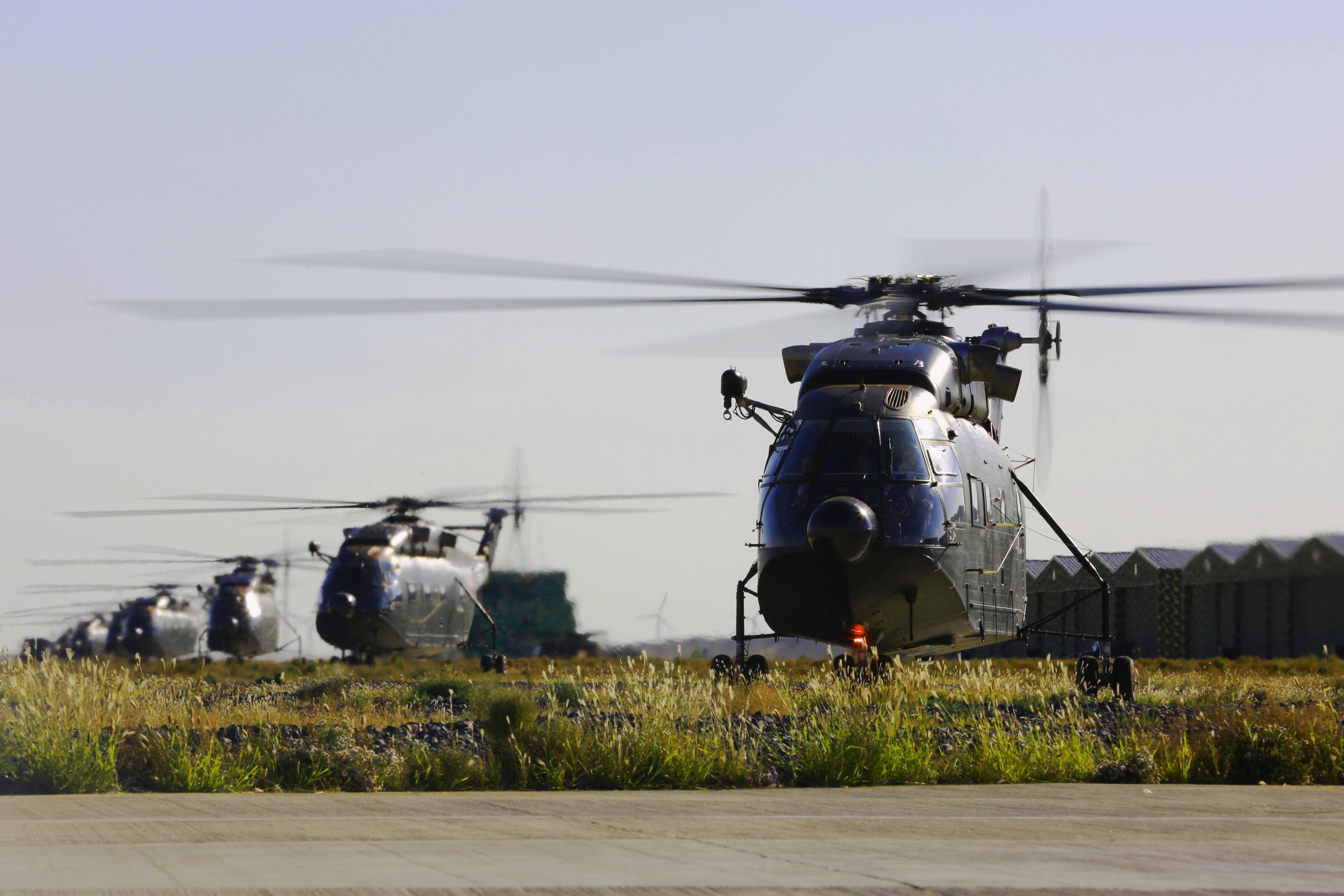 直8b直9武直10的训练中国陆航军事2017914