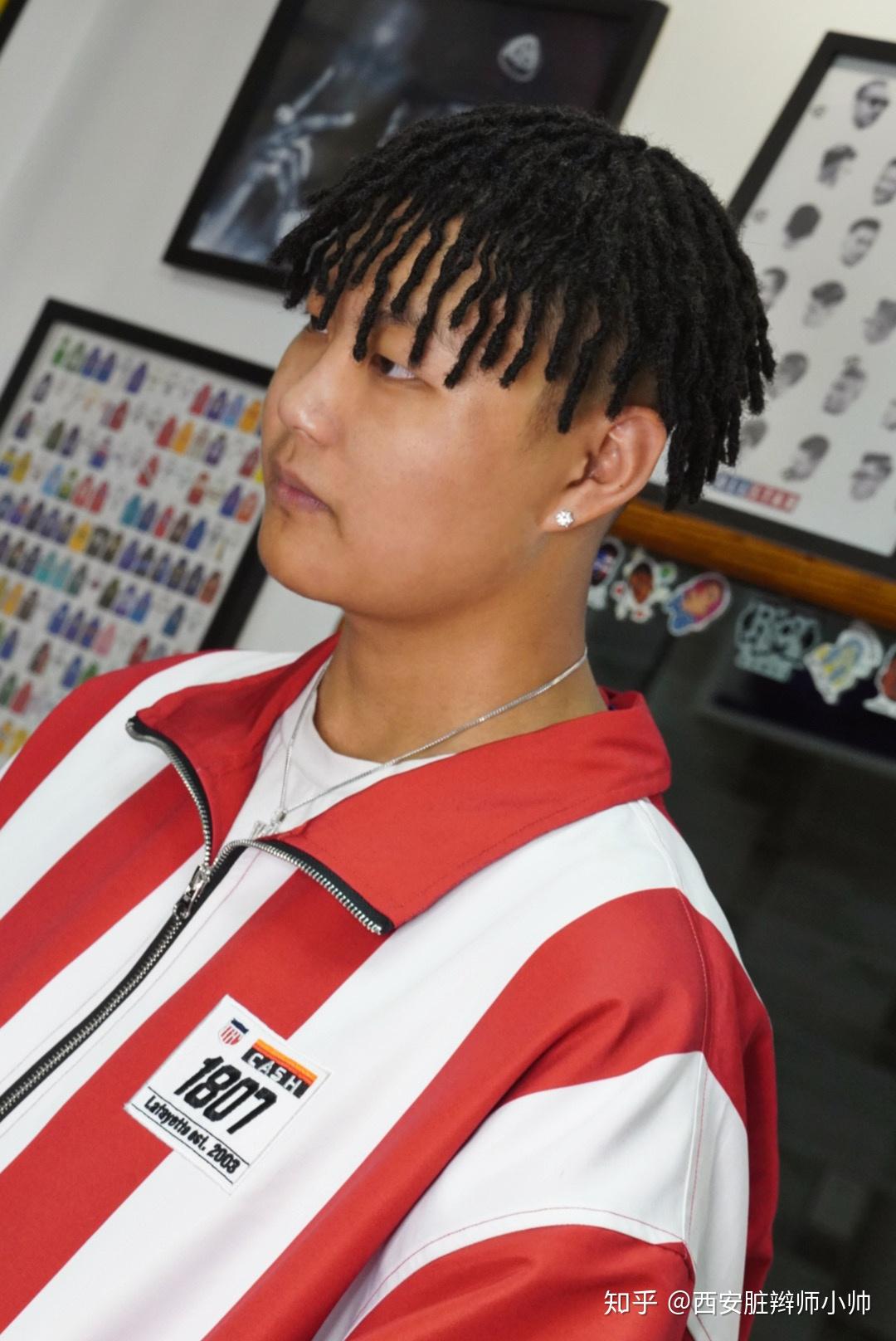 男生脸型圆最适合这款美式辫辫头