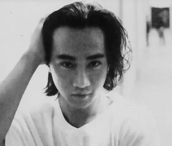 世上纵有千万曲,人间再无黄家驹