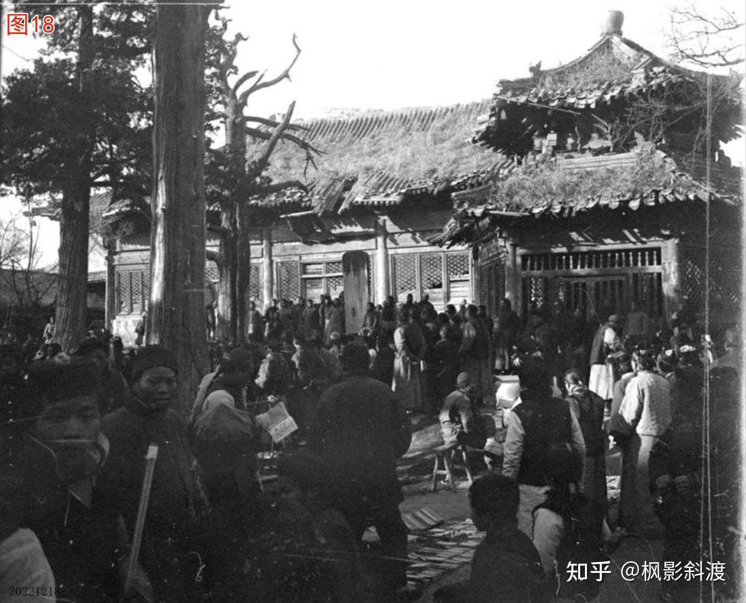 《1909年1月老北京护国寺庙会老照片》 - 知乎