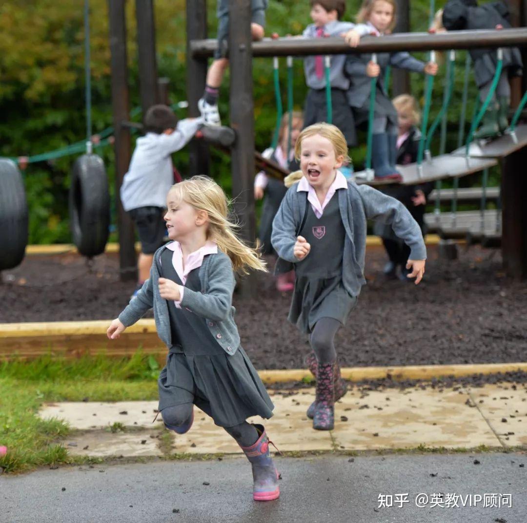 双黄蛋!英教VIP学生双双斩获Brambletye School布兰伯特学校Offer! 知乎