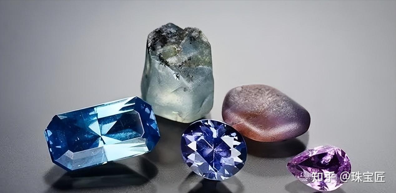 枪火中的祖母绿帝国来自南美洲的宝石之国探秘哥伦比亚宝藏