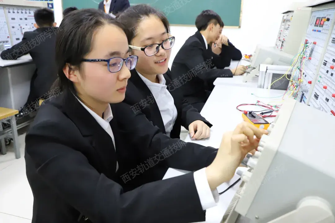 西安轨道交通技师学院专业推荐铁道信号预备技师专业详解请快速查收