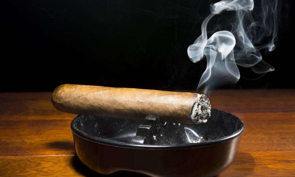 去美国留学之前有什么必读的书可以对美国的文