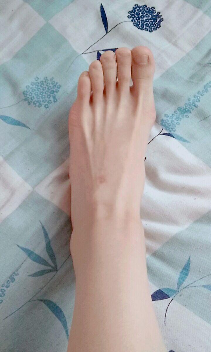 女生脚宽是一种什么体验?