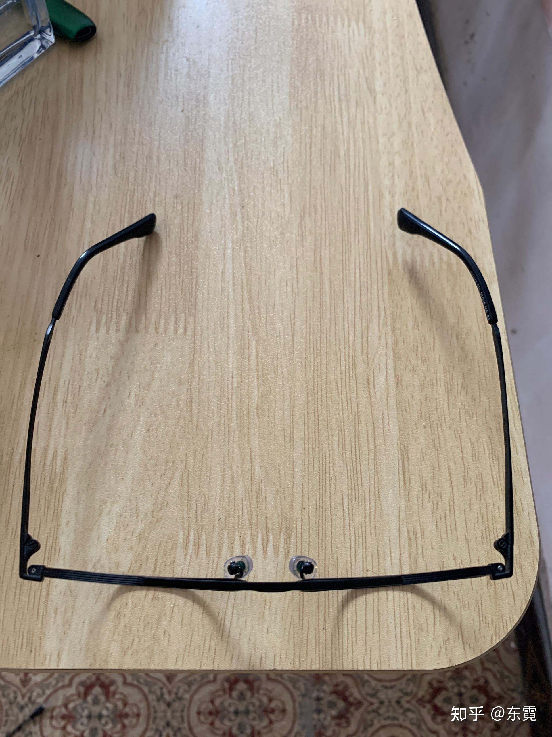 金属眼镜框桩头裂了能修吗