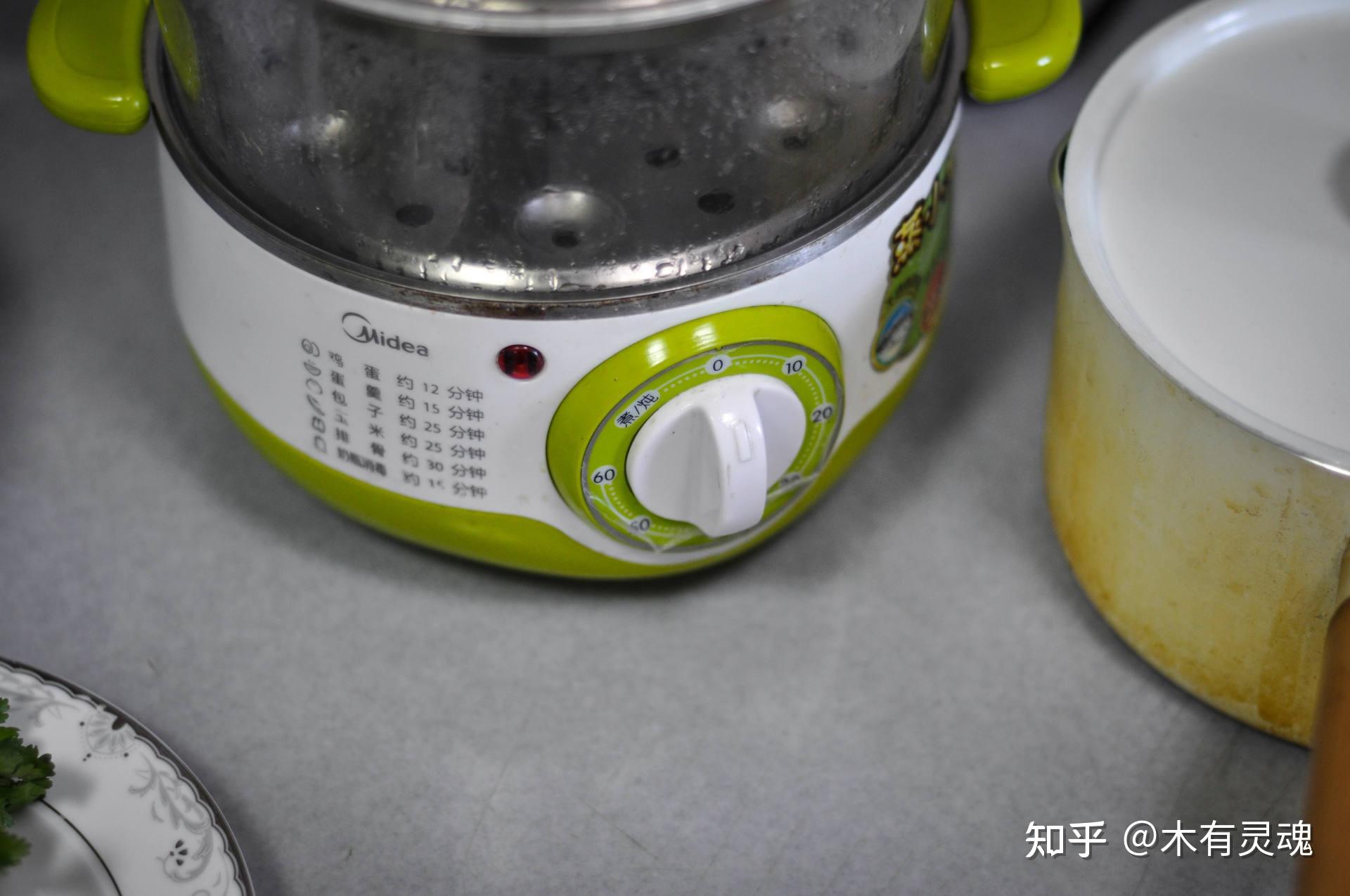 二,美的蒸小宝煮蛋器