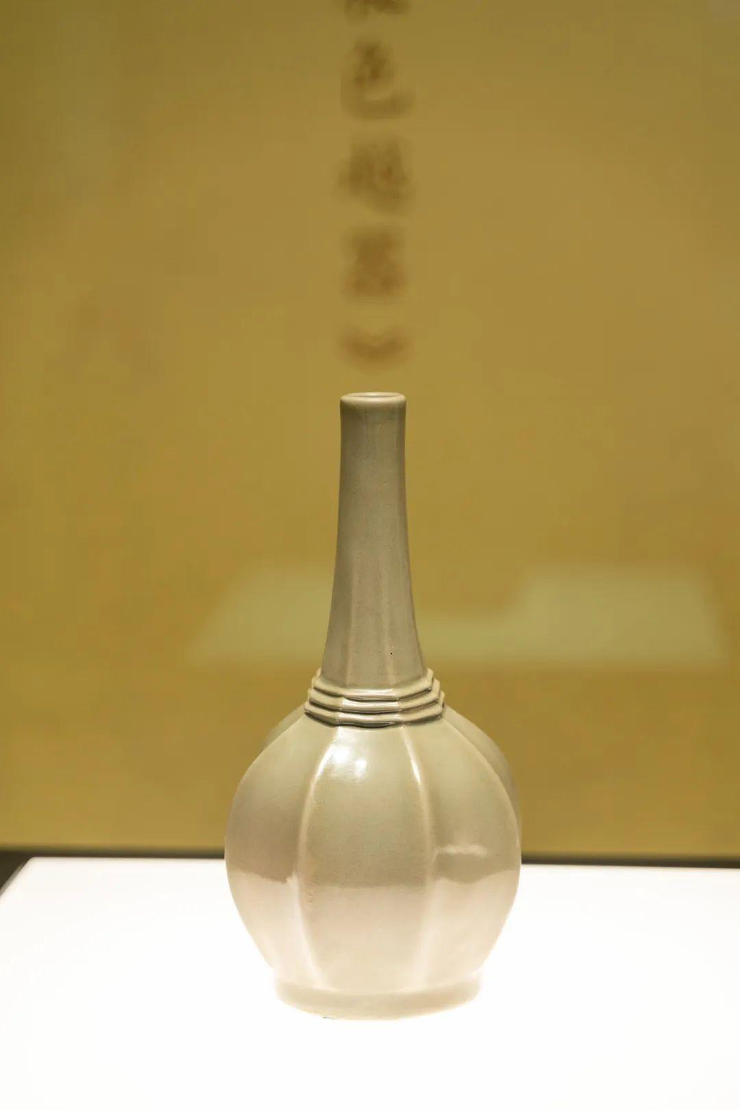 看展丨我叫秘色瓷，神秘了千年- 知乎