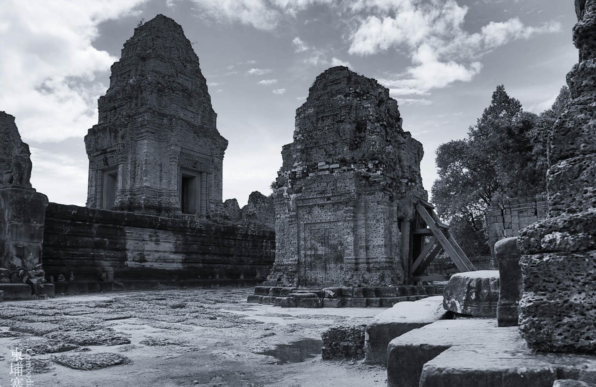 柬埔寨等待夕阳的比粒寺