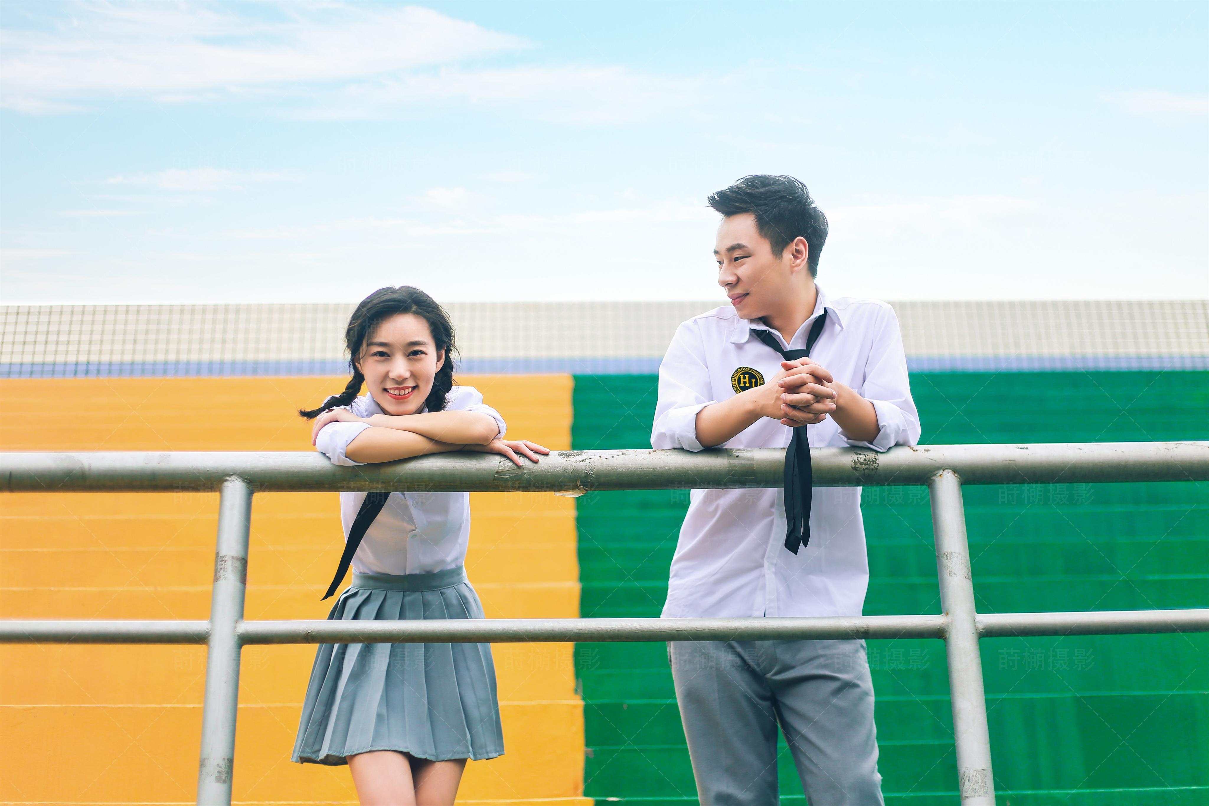 莳橗摄影一组校园婚纱照纪念我们的青春成都婚纱照成都婚纱摄影