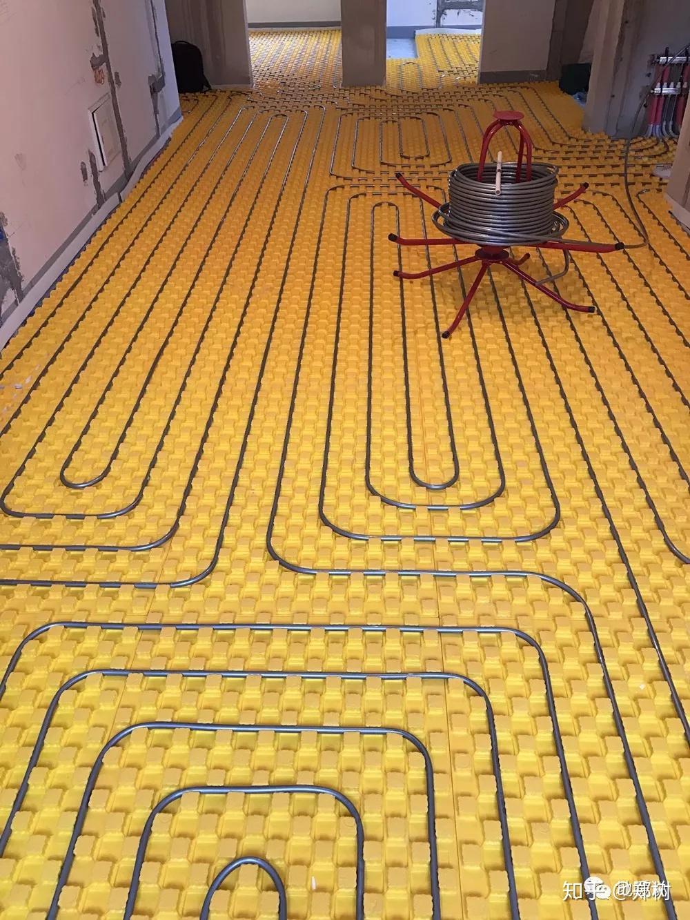 施工:三份材料,七分施工地暖仅施工这一项在国标《jgj 142-2012 辐射
