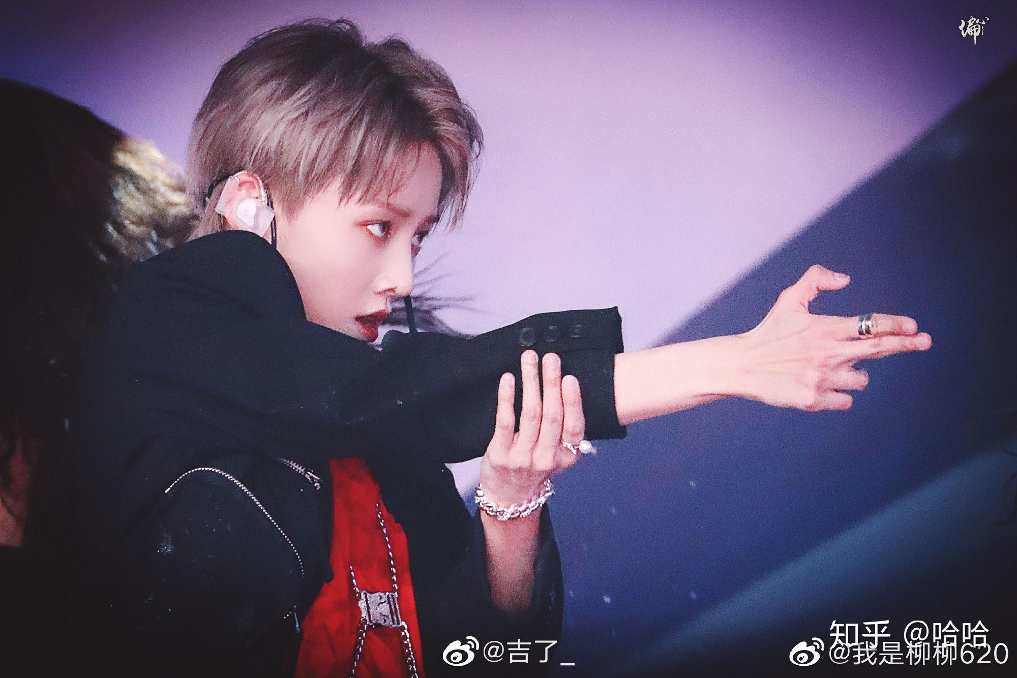 有没有姐妹推荐一下刘雨昕高清无水印壁纸啊啊拜托拜托喜欢三宫格