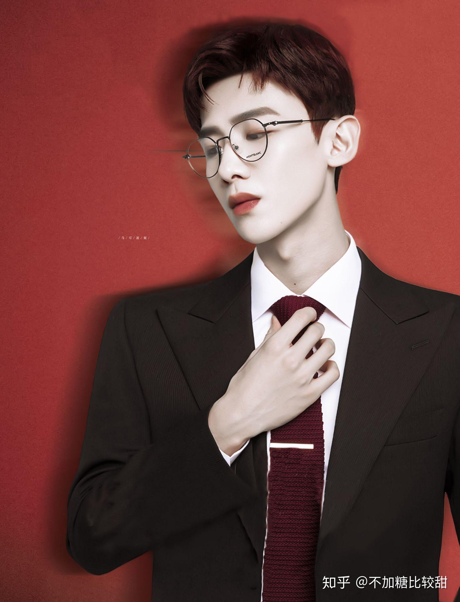 你见过哪些白敬亭戴眼镜的照片