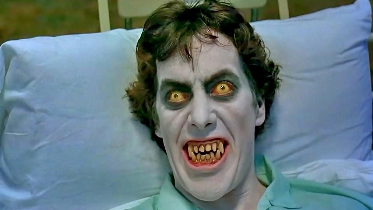 男子神级作死将百元香烟整包放进绞肉机下一幕让他后悔不已