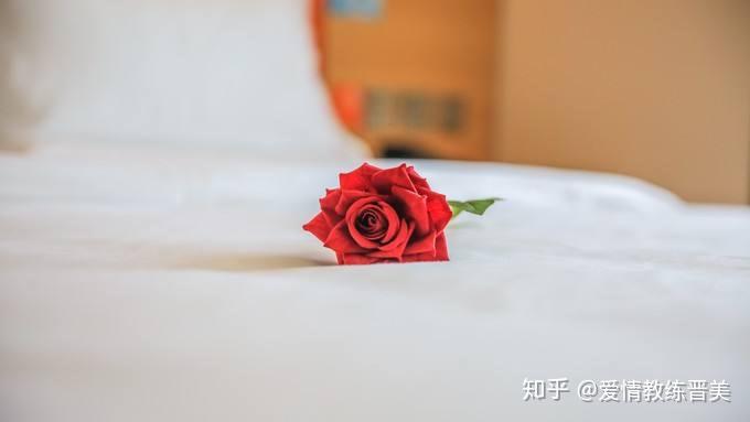 怎么送礼物更有仪式感 v2-1b64649f6ac154dd08ab0fc27f679c91_r.jpg