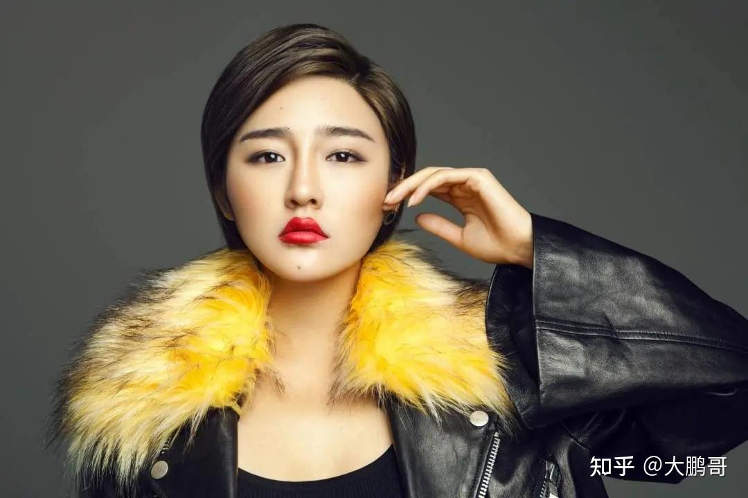 娇娇照顾老娘发视频卖惨怼完赵本山又怼赵四的她叫人难生同情