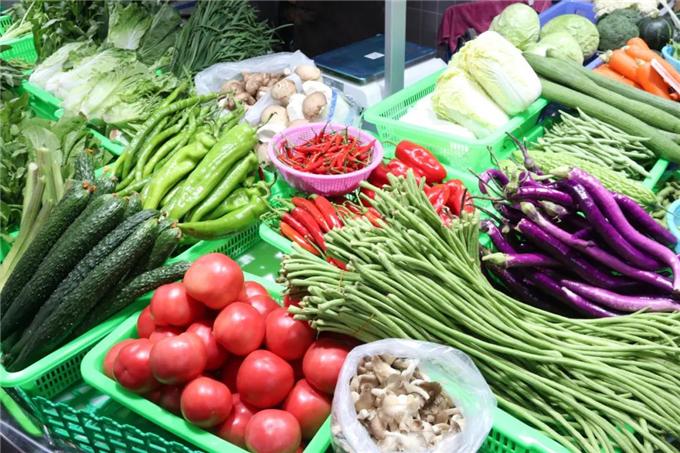 生鲜大佬纷纷效仿菜市场农贸市场如何突围