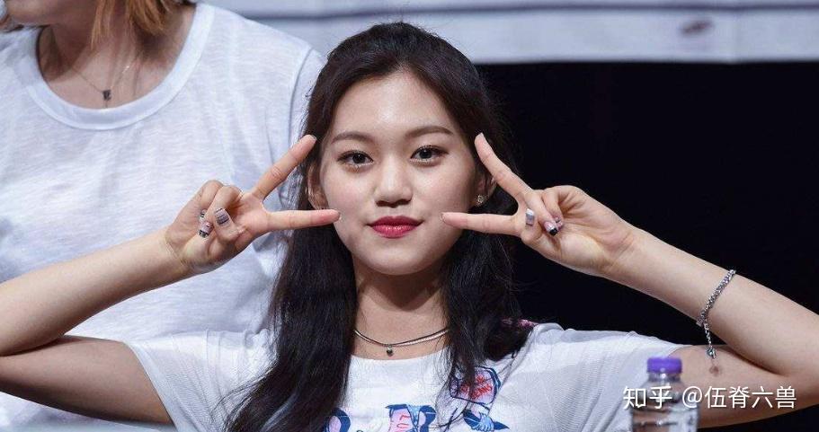 姐妹情深wekimeki成员磪有情因病暂休金度妍把她带在身边太感人