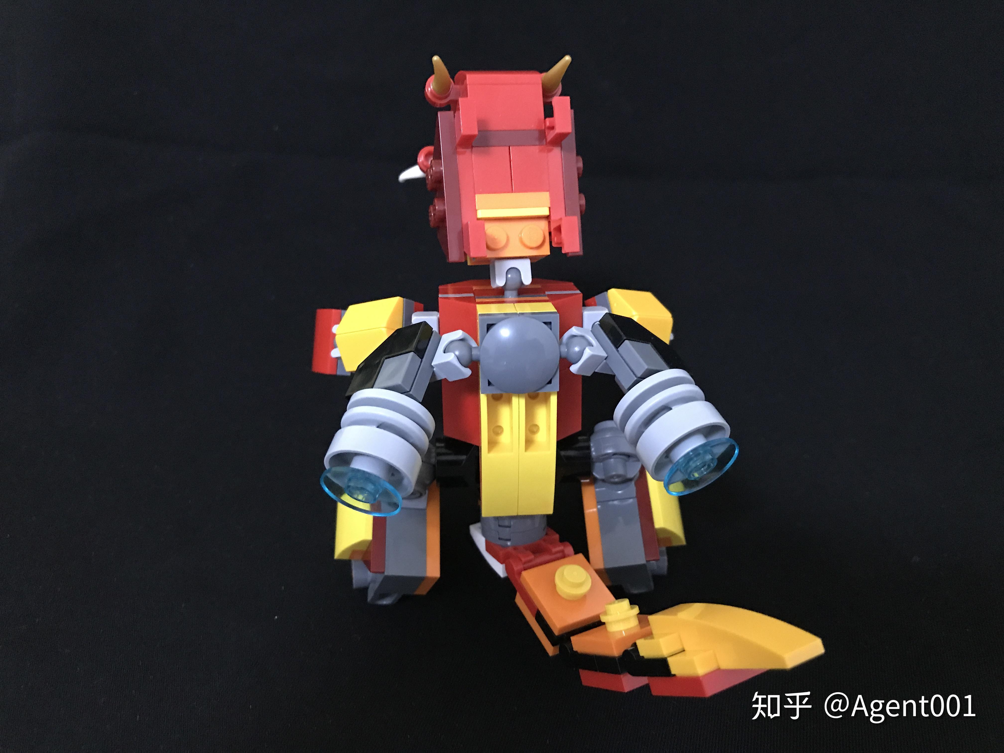 怎么用乐高做一个简单的机甲 v2-1bca0cfa33f96f2d6e53b5cec7ae36a9_r.jpg