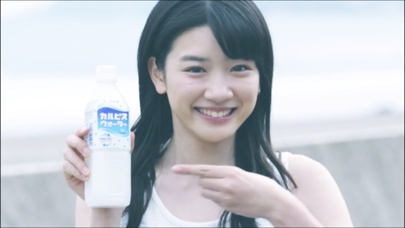 有哪些女性明星虽然鼻子很大但是也很美?