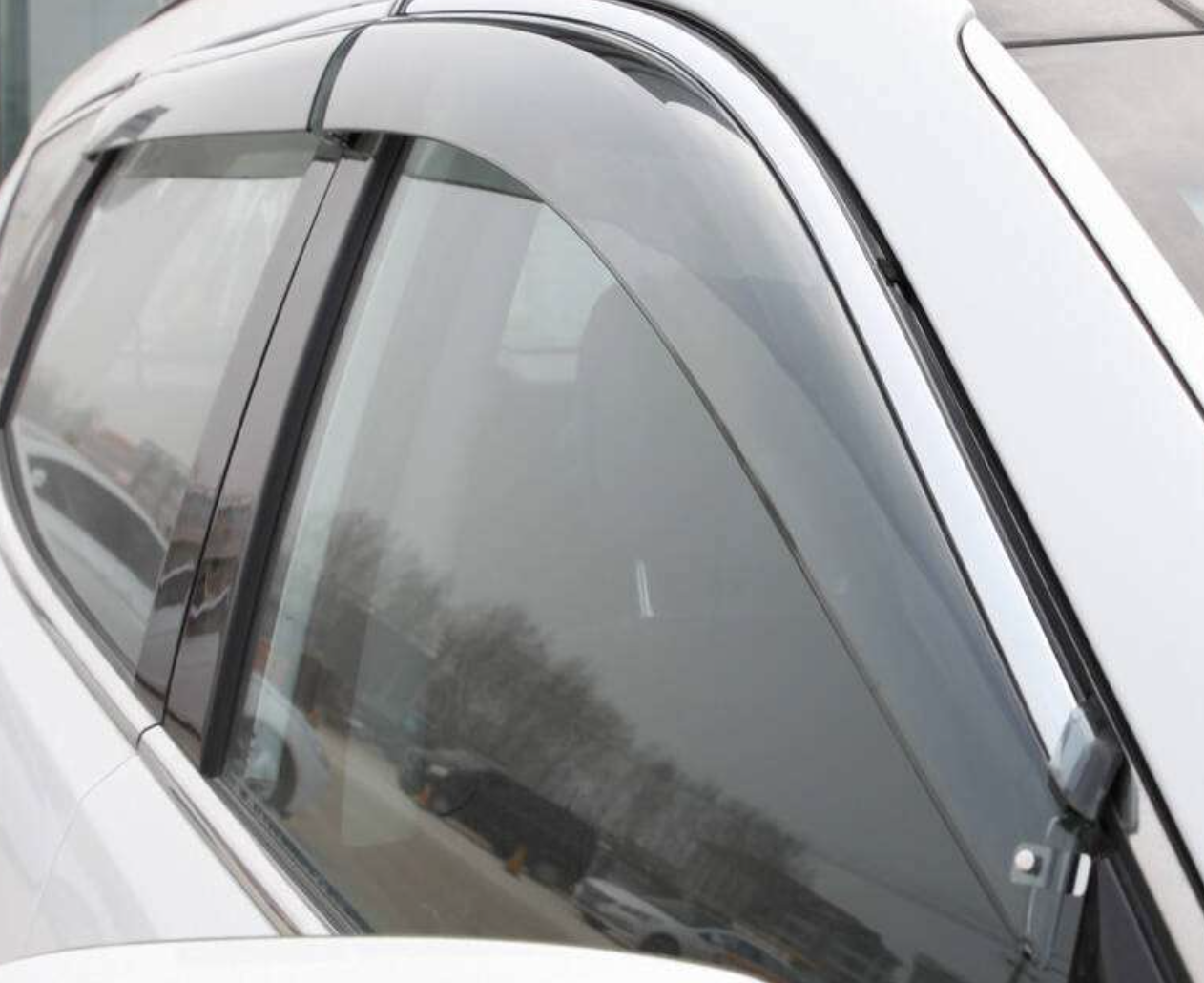 汽车车窗雨眉究竟该不该装?它是必需品吗? - 知乎