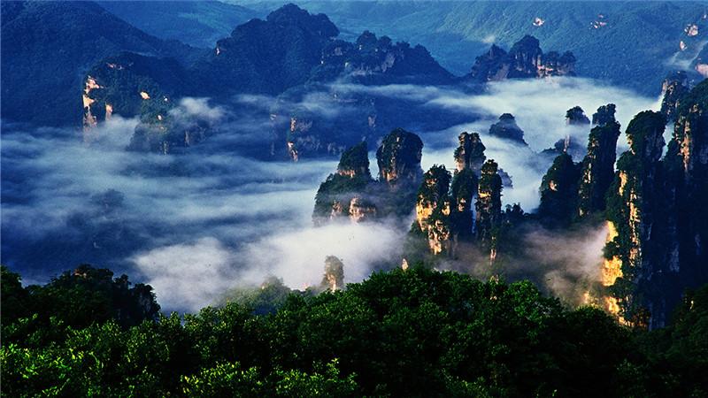 张家界旅游景点介绍大全(张家界旅游景点介绍大全图片)