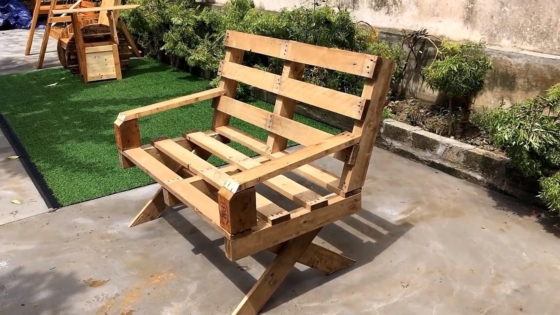 30年的老木匠,用木头制作"黑科技"设备,这才是老手艺,真厉害