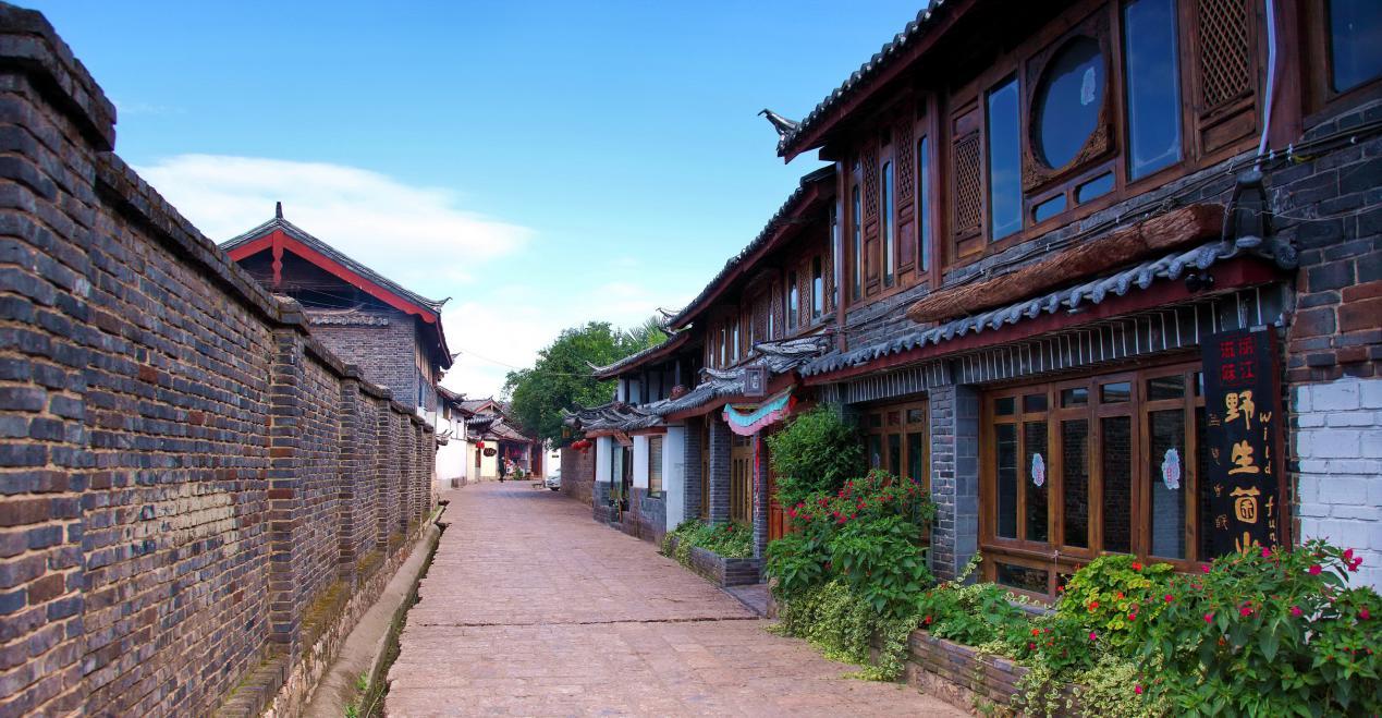 夜幕降临丽江古城独具魅力