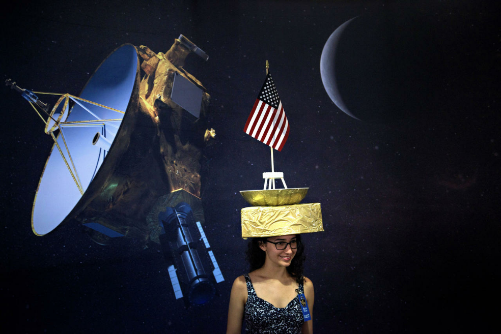 冥王星上的心形特征可能是什么? - 近视眼先生