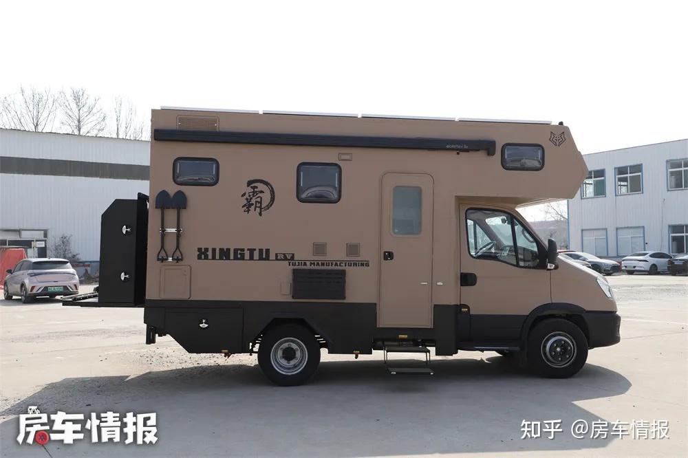 直降10万的依维柯房车性价比一下拉满实木家具老中青三代都爱