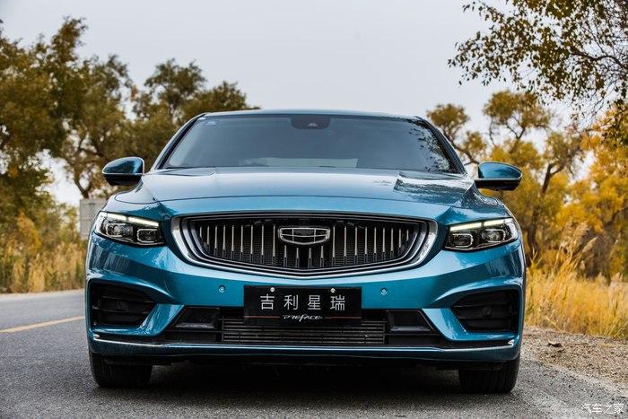 金秋十月吉利星瑞探寻最美胡杨谈谈自己的用车感受