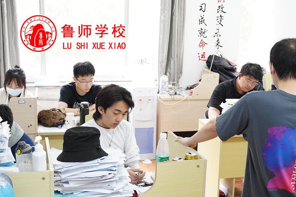 v2-1ce4dcc64cc1aaedb6d28738c6f01b81_1440w.jpg?source=172ae18b