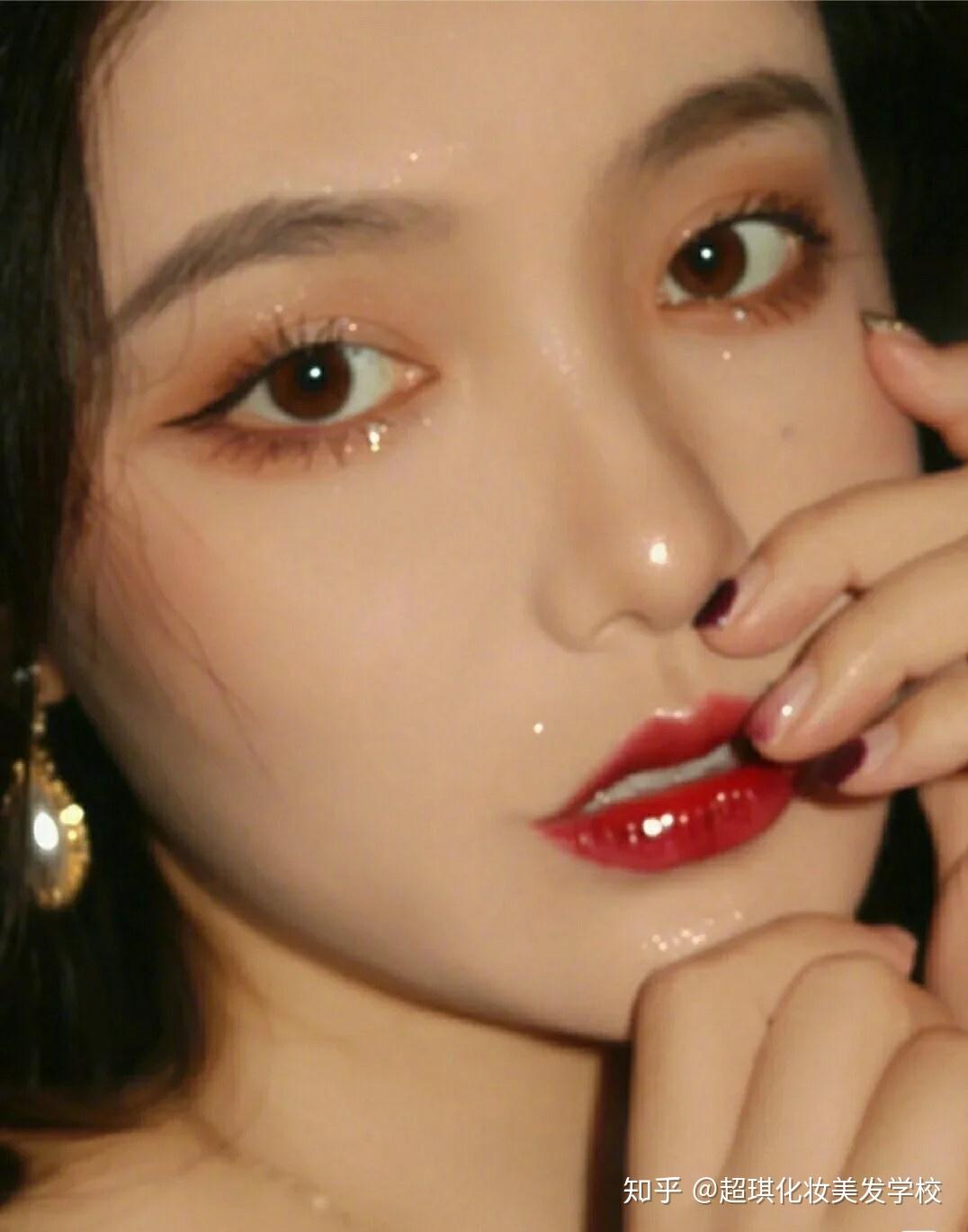 日系妆复古港风女团妆中国妆2020年最火妆容你最pick哪种风格