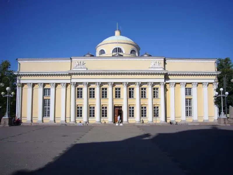 荷导探校赫尔辛基大学芬兰大学届的top1居然是一个13岁的瑞典女孩成立