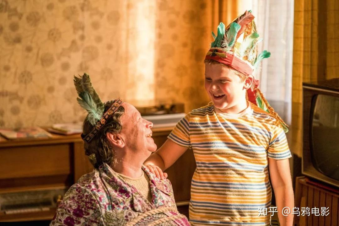 心理学家阿尔弗蕾德·阿德勒曾说:有人用一生治愈童年,有人用童年治愈