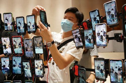 直播软件搭建经历了哪三个发展环节