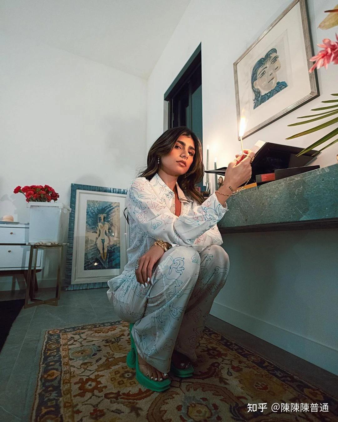 很显然,mia khalifa无疑是幸运的,尽管在她的职业生涯受到了争议和