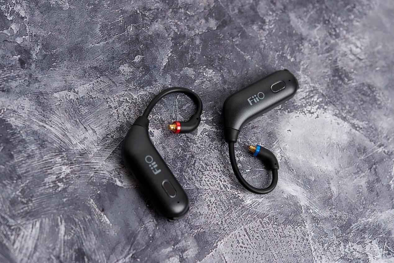 进化真无线飞傲utws1让发烧耳机摆脱有线束缚