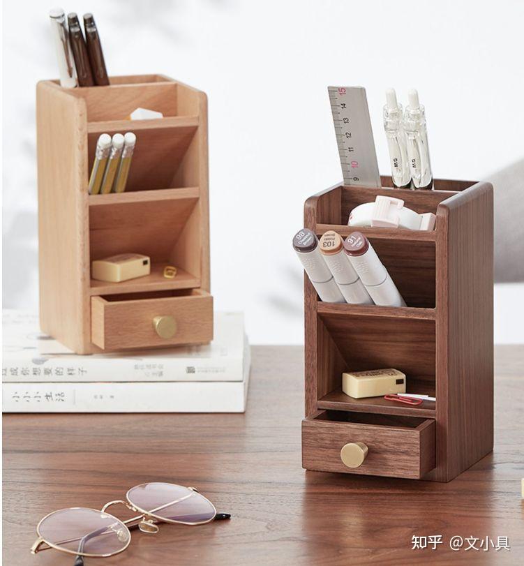 木质创意轻奢风斜插式抽屉笔筒