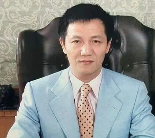 沪上神秘首富周正毅野心大到上海装不下