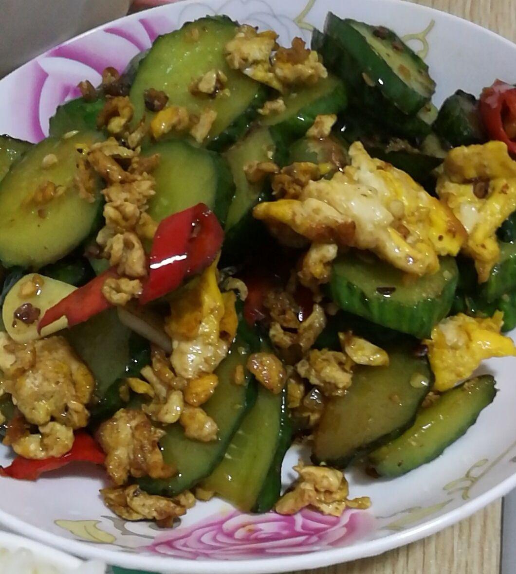 黄瓜炒鸡蛋怎么做好吃?