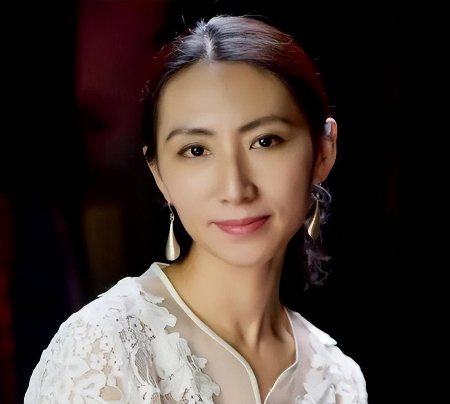 清华学霸李一诺如何4年生3娃,替世界首富"花钱",拿50万年薪? - 知乎