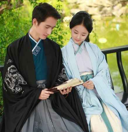 王乐天汉服出行第一人18周年纪念