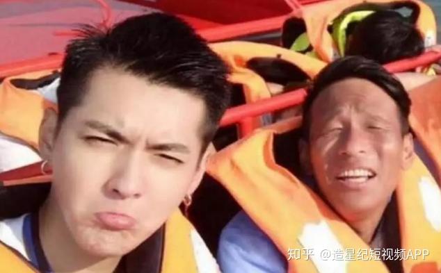 明星最尴尬的合影张韶涵毛不易搞笑最后一张简直不忍直视