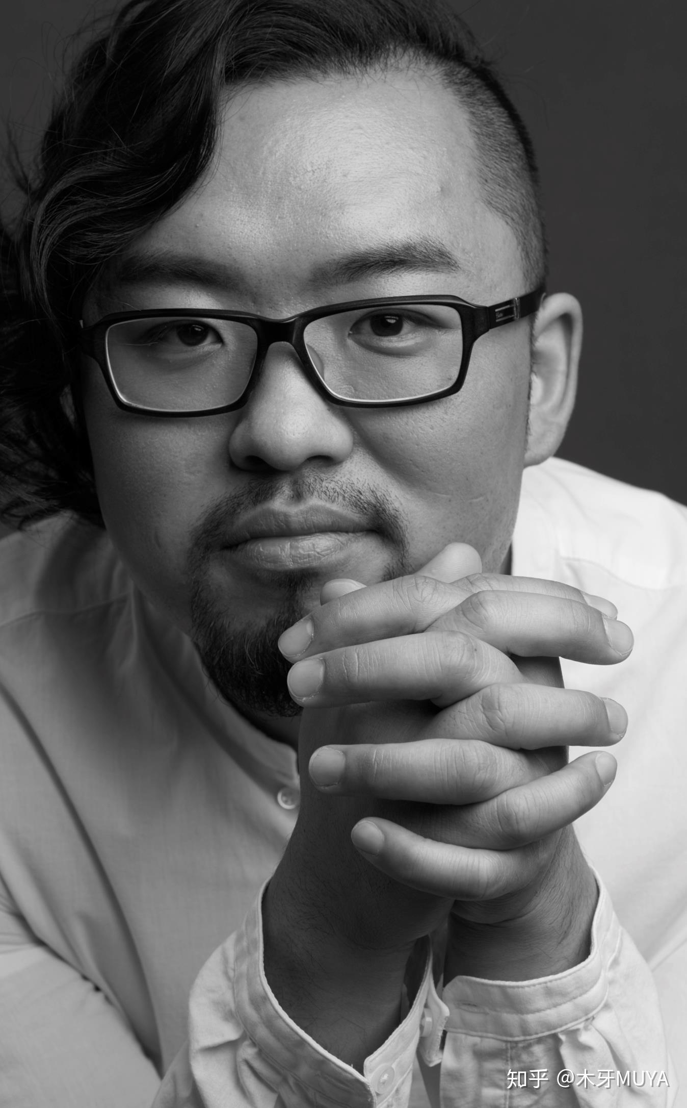 在水墨渲染中寻找内心的平静 | 黄威 「艺术访谈」