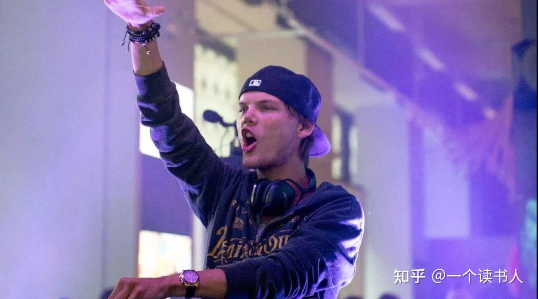 thenights上帝说他想听电音所以带走了艾维奇