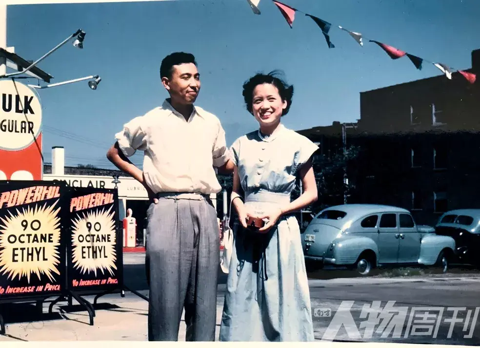 南方人物周刊穆旦百年用诗歌照亮世界