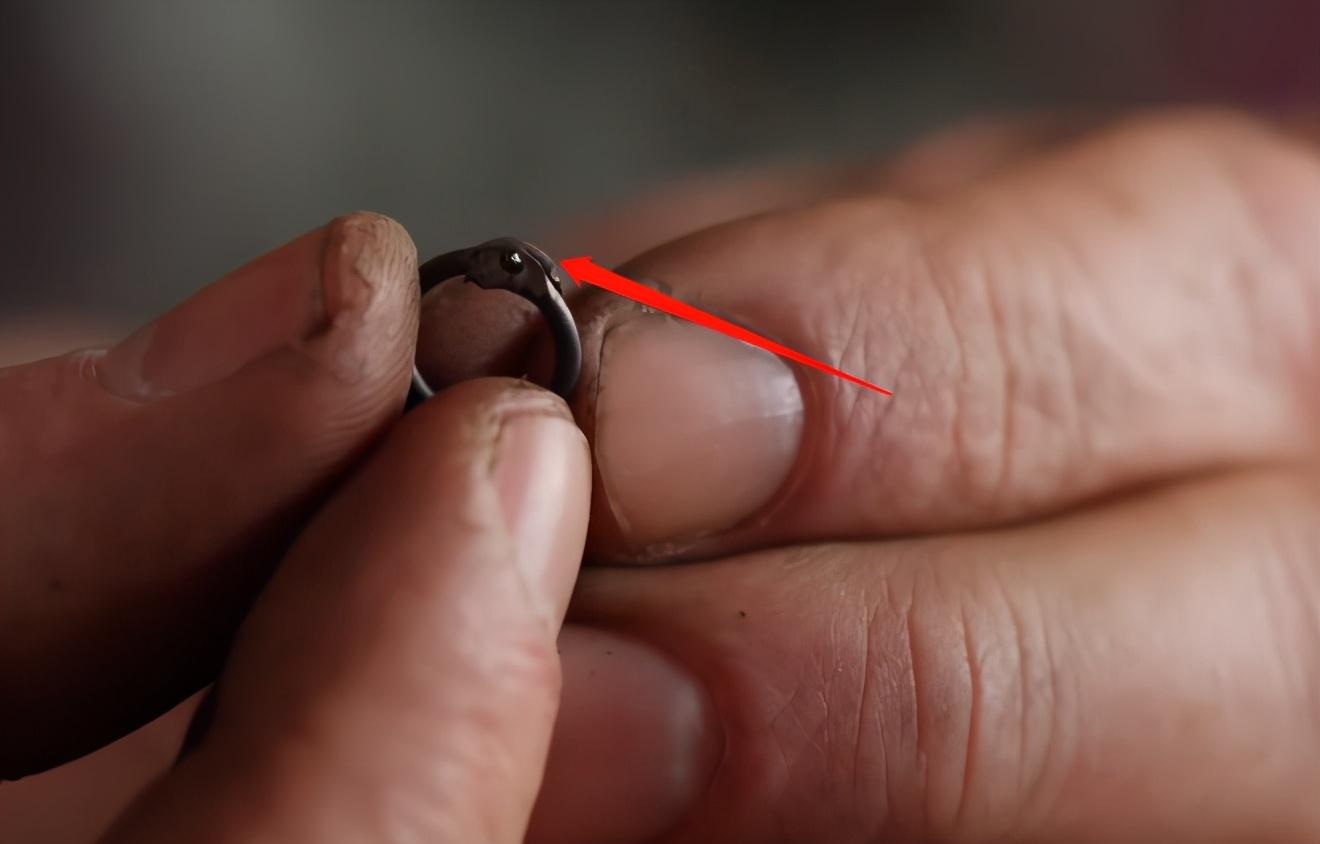 一捅就烂不古代锁子甲的性能很好一般劈砍突刺都无法穿透