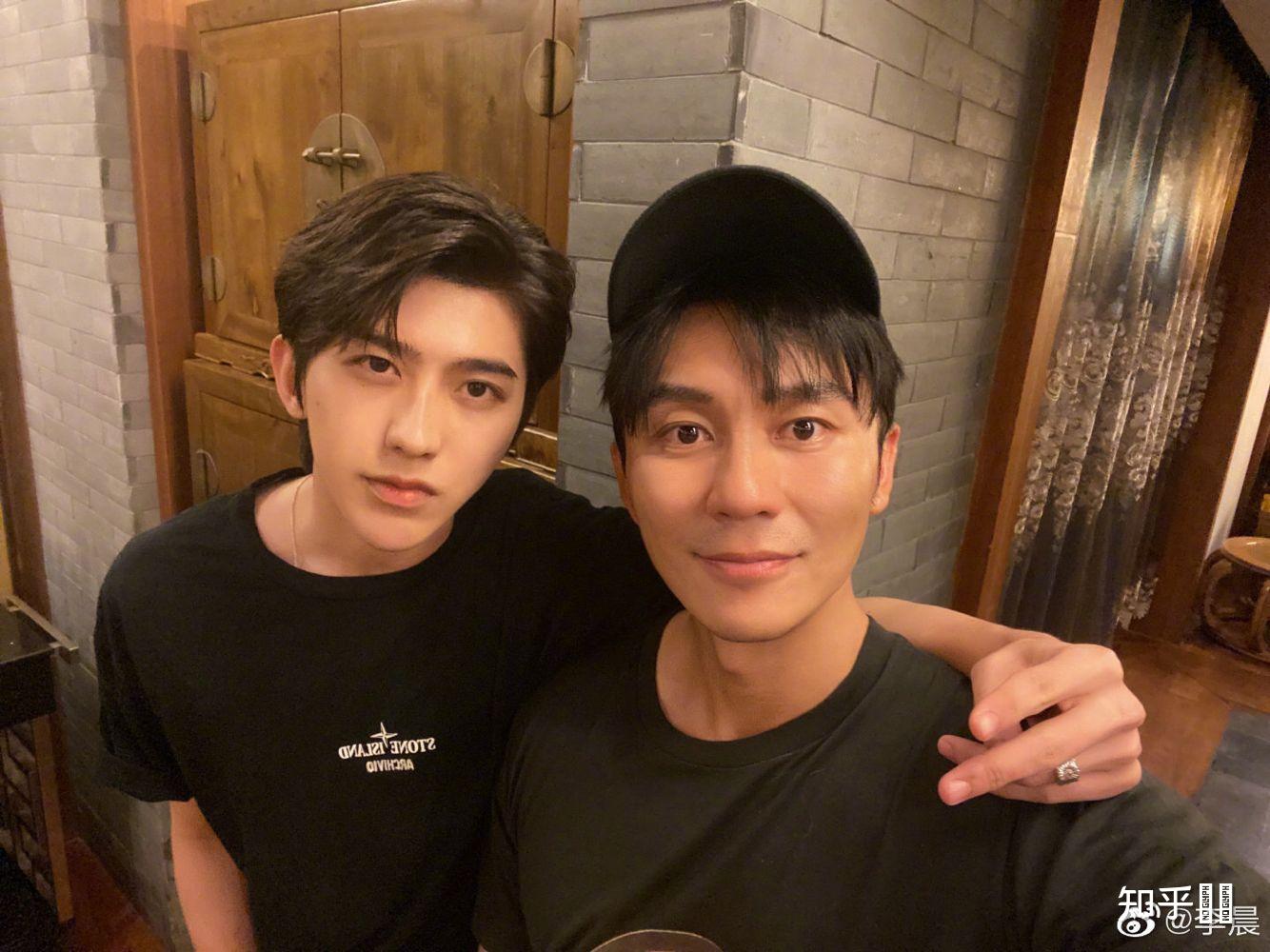 如何看待蔡徐坤和黄旭熙在奔跑吧9的同框